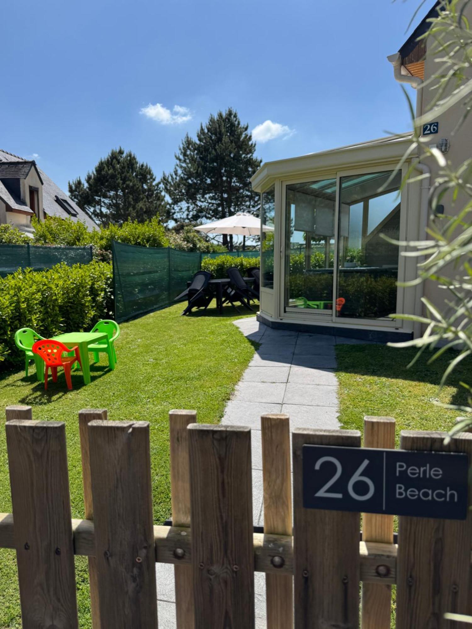 Perle Beach, Petite Maison Situee En Bord De Plage, Piscine. Guidel Exterior foto